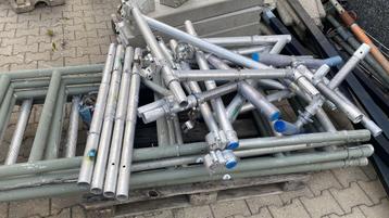 Divers steigermateriaal (dakkapel steiger)  beschikbaar voor biedingen