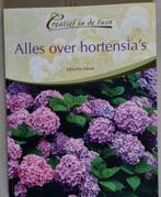 Alles over Hortensia's - Katharina Adams, Boeken, Verzenden, Zo goed als nieuw, Katharina Adams, Tuinieren en Tuinplanten