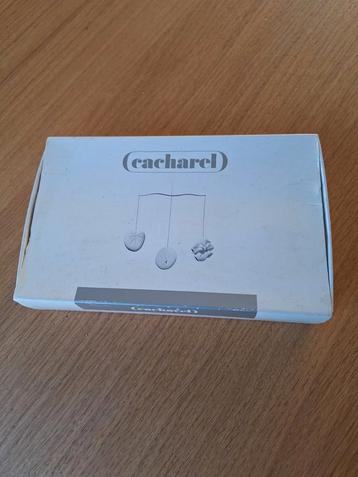 keramische geur mobiel van Cacharel beschikbaar voor biedingen