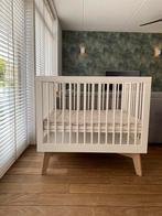 Kidsmill Sixties Box Wit Mat / Naturel, Kinderen en Baby's, Boxen, Zo goed als nieuw, In hoogte verstelbaar, Ophalen, Vierkant