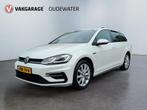 Volkswagen GOLF 1.4 TSI Highline Business R * Pano * Trekhaa, Gebruikt, Euro 6, 4 cilinders, 1257 kg