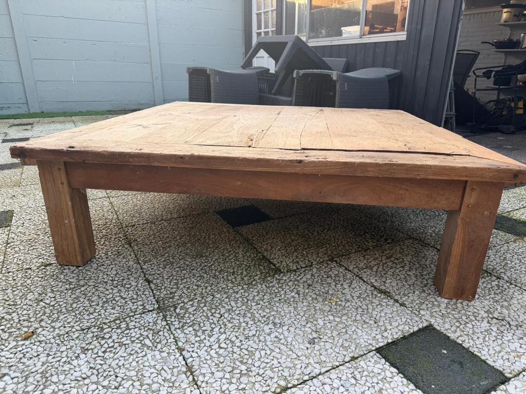 Eikenhouten salontafel uit India - 140x140 cm, Huis en Inrichting, Tafels | Salontafels, Gebruikt, 100 tot 150 cm, Ophalen of Verzenden