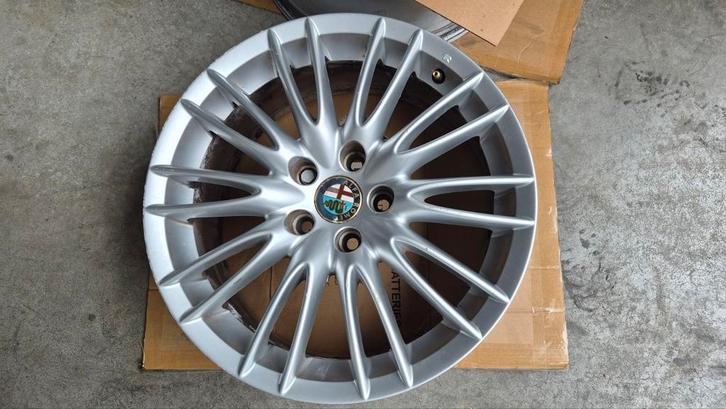 Falken winterbanden 225/50 R17 - Alfa Romeo 7,5x17 velgen, Auto-onderdelen, Banden en Velgen, Band(en), All Season, 17 inch, 225 mm