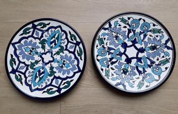 Handgeschilderd wandbord Nabeul Tunesië 2x, 27cm doorsnee beschikbaar voor biedingen