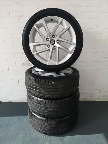 Seat Leon FR, 5x112, 225/45R17 Zomerbanden  beschikbaar voor biedingen
