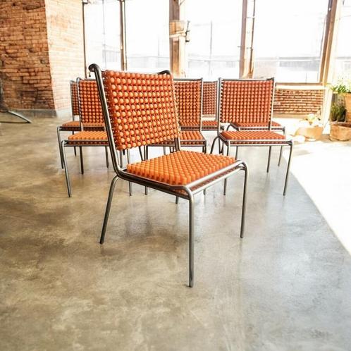 Vintage Japanse design stoel in oranje kunststof met chroom, Huis en Inrichting, Stoelen, Gebruikt, Eén, Kunststof, Overige kleuren
