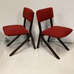 Stoelen, leuk vintage!, Huis en Inrichting, Stoelen, Ophalen, Hout, Gebruikt, Vier