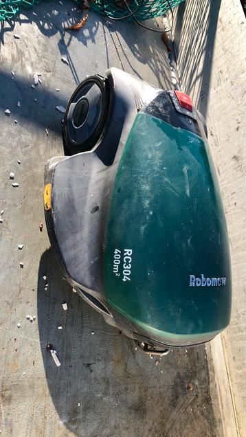 Robomow rc 304 grasmaaier 400m2 beschikbaar voor biedingen