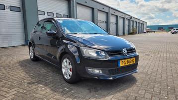Volkswagen Polo 1.4 16V FSI 63KW 2010 Zwart / VOL opties! beschikbaar voor biedingen