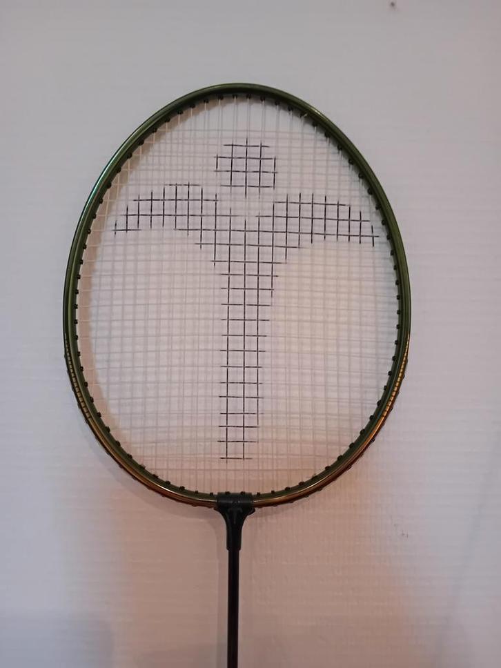Holwha Badmintonracket - Klassiek en Speelklaar!, Sport en Fitness, Badminton, Gebruikt, Racket(s), Ophalen of Verzenden