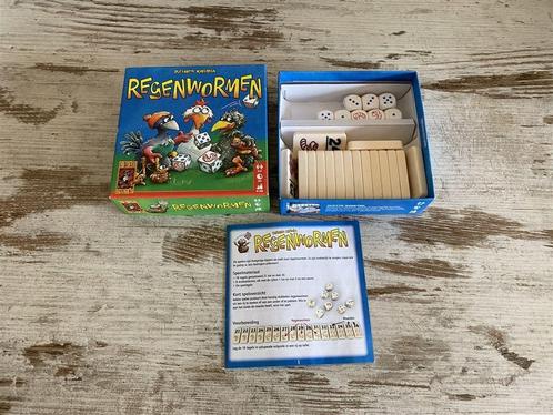 Regenwormen 999 games [s958], Hobby en Vrije tijd, Gezelschapsspellen | Bordspellen, Zo goed als nieuw, Ophalen of Verzenden