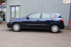 Nissan Almera 1.5 Visia Airco Nette auto / trekhaak, Auto's, Nissan, Gebruikt, 4 cilinders, Blauw, Bedrijf