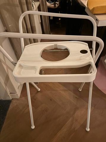 Standaard voor tummy tub beschikbaar voor biedingen