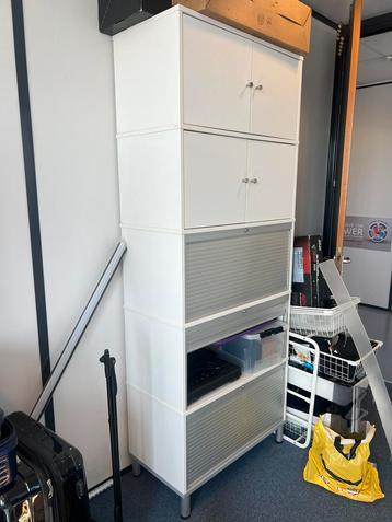 IKEA EFFECTIV kast met roldeuren voor kantoor beschikbaar voor biedingen
