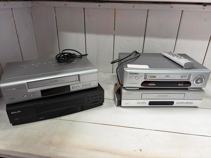 Vintage VHS spelers - Philips & Samsung - Videorecorder, Audio, Tv en Foto, Videospelers, Gebruikt, VHS-speler of -recorder, Ophalen