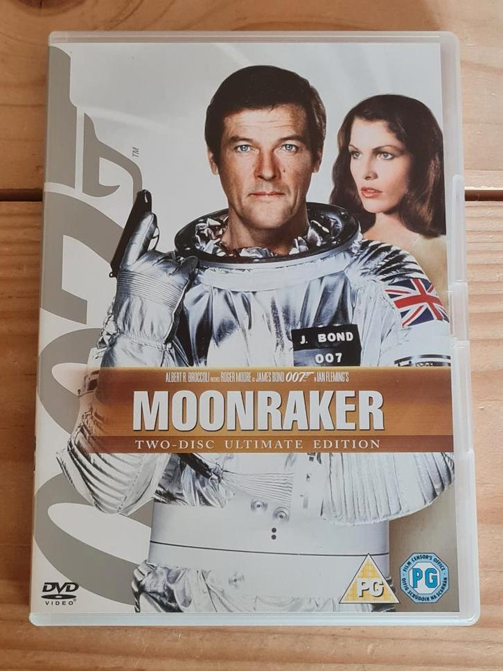 DVD James Bond Moonraker (2 DISC), Cd's en Dvd's, Dvd's | Actie, Zo goed als nieuw, Actie, Vanaf 12 jaar, Ophalen of Verzenden