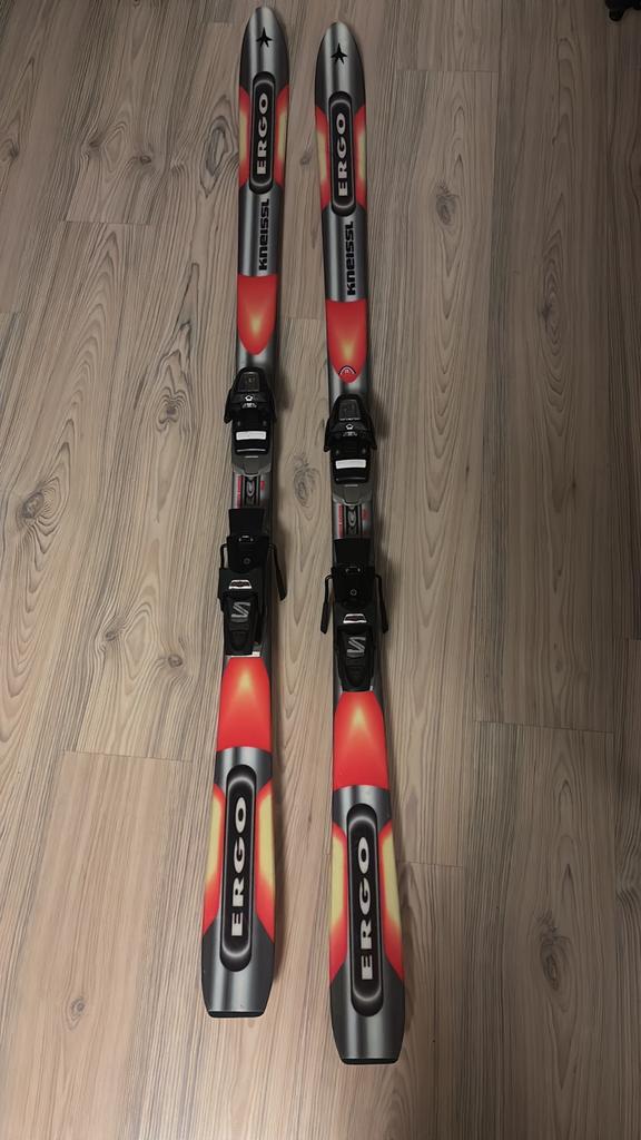 Kneissl Ski met Salomon bindingen, 160 tot 180 cm, Gebruikt, Carve, Skiën