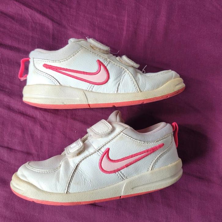 Nike Schoenen Maat 27, Kinderen en Baby's, Kinderkleding | Schoenen en Sokken, Gebruikt, Schoenen, Meisje, Ophalen of Verzenden