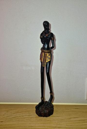 Art Deco 1950 / 70 Oostenrijks aardewerkhars vrouw afrikaans beschikbaar voor biedingen