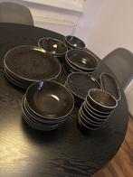 Zwart Toscane Servies - 33 stuks, Huis en Inrichting, Ophalen, Gebruikt, Effen, Aardewerk