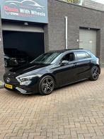 Mercedes-Benz A-klasse 180 AMG Line, Auto's, Mercedes-Benz, 136 pk, Gebruikt, 4 cilinders, Zwart