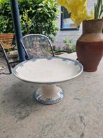 schaal op voet, Ophalen of Verzenden