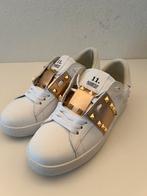 Sneakers | studs | rosegoud & wit | maat 41, Verzenden, Wit, Sneakers of Gympen, Zo goed als nieuw