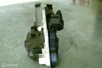 Deurslot mechaniek LV 6V1837015A​ Skoda Superb 3V (15-18) beschikbaar voor biedingen