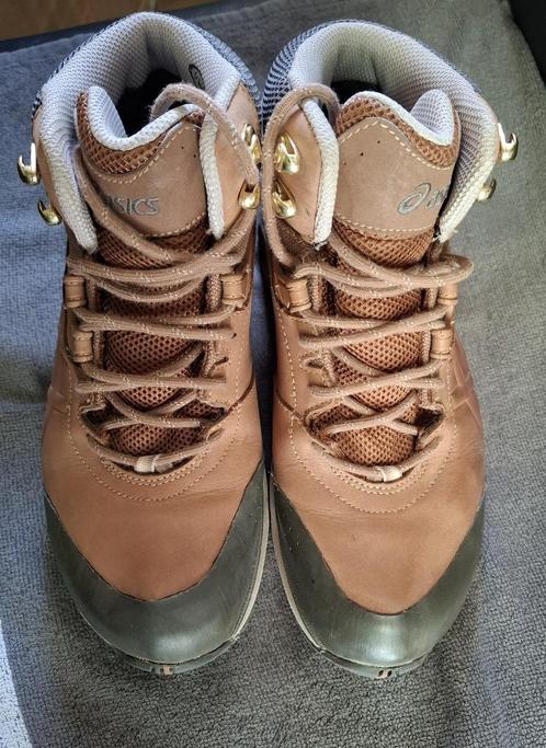 ASICS GEL ARATA GORE TEX Wandelschoenen maat 39,5, Sport en Fitness, Bergsport en Wandelen, Zo goed als nieuw, Schoenen, Ophalen of Verzenden