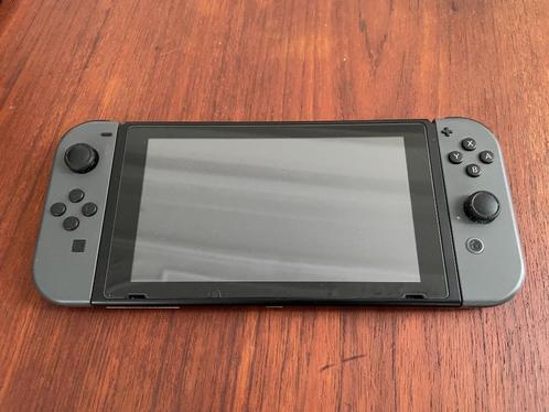 Nintendo Switch 2019 editie (grijs), Spelcomputers en Games, Spelcomputers | Nintendo Switch, Gebruikt, Switch 2019 Upgrade, Met 1 controller