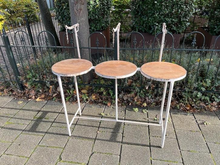 Antieke Hospitaal Console uit DDR gebruikt voor wegen baby's, Antiek en Kunst, Antiek | Meubels | Tafels, Ophalen