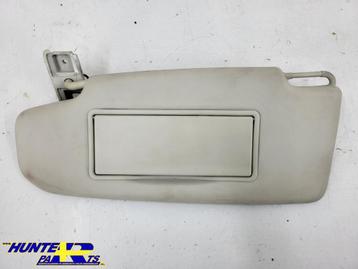 Zonneklep L Volvo V40 II 1.6 D2 ('12-'19) R7WM3 beschikbaar voor biedingen