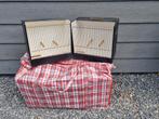 Tentoonstellingskooien, 8 stuks  met 2 tassen, Ophalen, Gebruikt