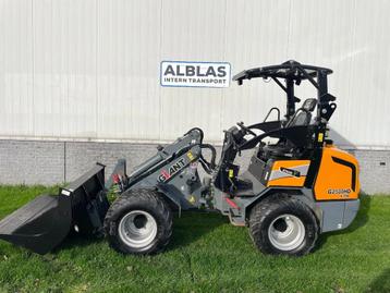 Giant G2500HD Xtra shovel met kenteken (bj 2021) beschikbaar voor biedingen