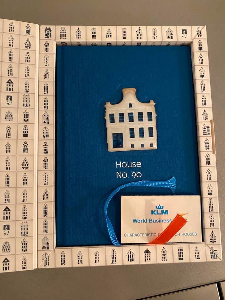 KLM House No.90 tribute book, Verzamelen, KLM Huisjes, Nieuw, 81 t/m 91, Ophalen of Verzenden
