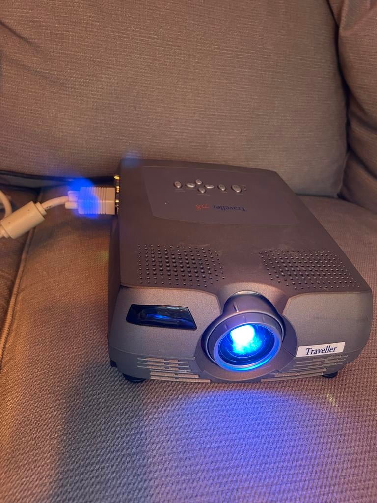 Beamer traveller 718, Ophalen, Gebruikt