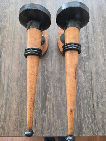 2 Wandkaarsenhouders - 40cm hoog beschikbaar voor biedingen