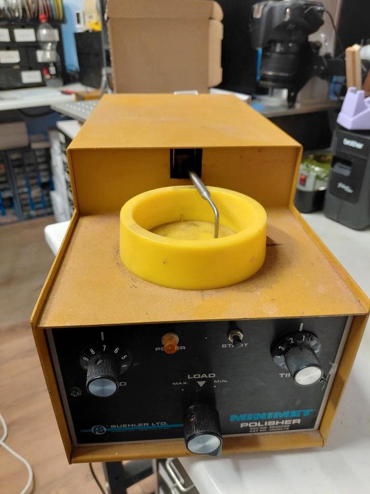 Buehler minimet polijstmachine labratorium polijsten, Doe-het-zelf en Verbouw, Gereedschap | Overige machines, Gebruikt, Ophalen of Verzenden