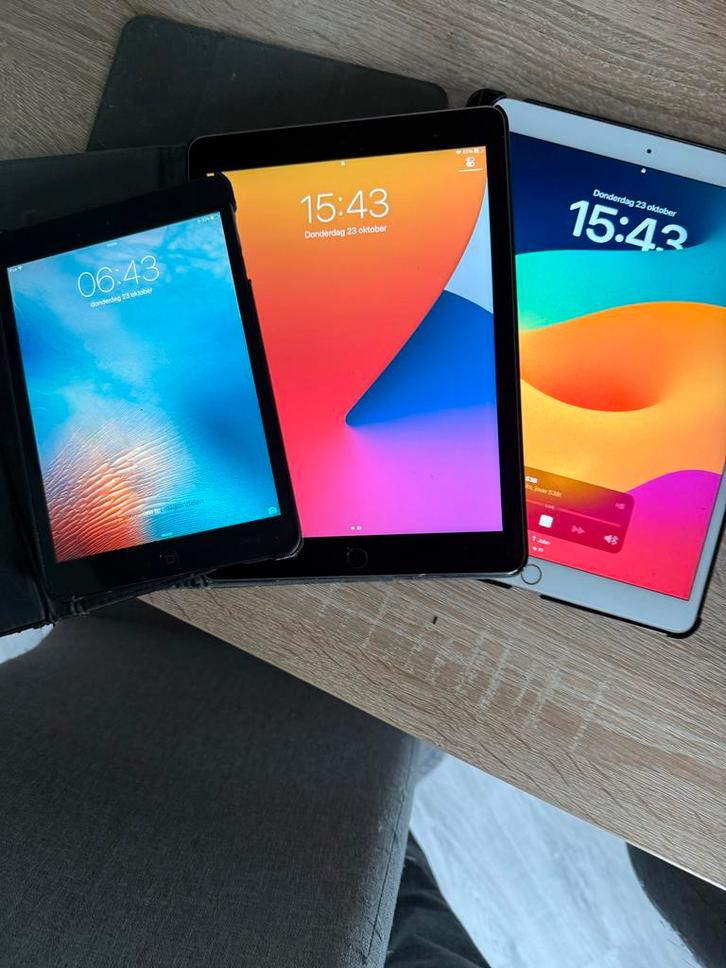 Diverse iPads  - Mini, Air, Pro, Computers en Software, Apple iPads, Gebruikt, Apple iPad, Wi-Fi, 8 inch, 32 GB, Zwart, Ophalen