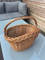 Mand fietsmand, Ophalen, Rond, Riet