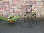 2 Plantenrekjes voor buiten. IJzeren., Ophalen, Gebruikt, Tuin, Metaal