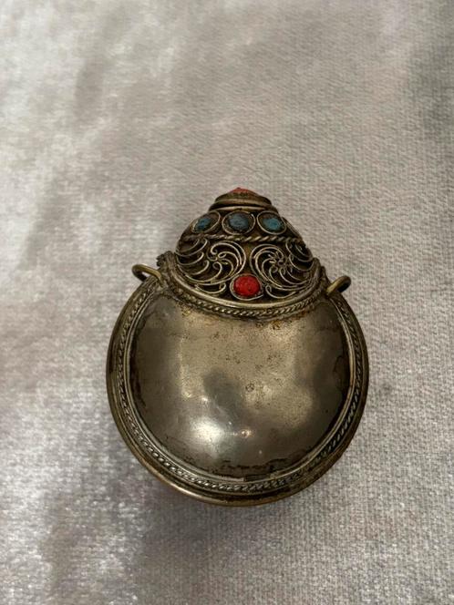 Tibetaanse snuifflesje /parfumflesje als kettinghanger, Sieraden, Tassen en Uiterlijk, Kettinghangers, Overige materialen, Overige voorstellingen