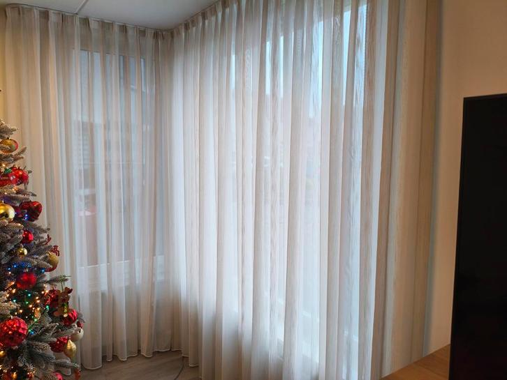 In between gordijn/vitrage, Huis en Inrichting, Stoffering | Gordijnen en Lamellen, Zo goed als nieuw, 200 cm of meer, 200 cm of meer