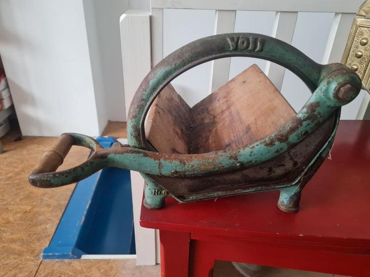 Antieke brood snijder, Antiek en Kunst, Antiek | Keukenbenodigdheden, Ophalen