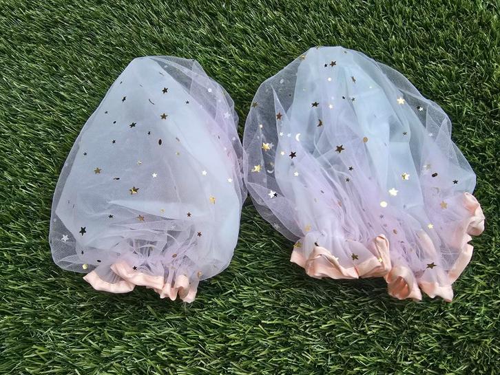 Twee schattige haaraccessoires met sterren, Kleding | Dames, Hoeden en Petten, Zo goed als nieuw, Hoed, One size fits all, Ophalen of Verzenden