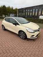 Renault Clio 1.2 TCE 88KW 5-DRS EDC 2018 Bruin, Auto's, Bruin, 1200 kg, Particulier, Onderhoudsboekje