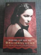 p11 Bruidsvlucht - Marieke van der Pol, Ophalen of Verzenden, Gelezen