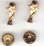 'gouden' voetbal beker pins / UEFA/ goudkl. mogelijk verguld, Verzamelen, Speldjes, Pins en Buttons, Verzenden, Zo goed als nieuw