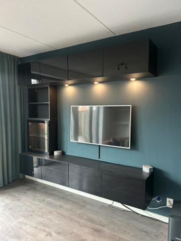 IKEA BESTÅ wandmeubelset – met verlichting - afbeelding 2