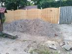 aarde over in verband tuinopruiming., Tuin en Terras, Aarde en Mest, Ophalen, Tuinaarde
